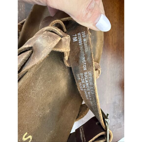 WHITE MOUNTAIN Footbeds Leather Strappy Sandals - Picture 3 of 6